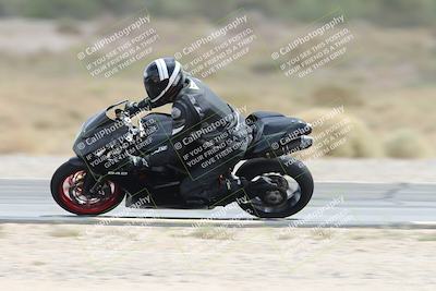 media/May-05-2025-Moto Forza (Mon) [[3c1838c5e5]]/2-B Group/Session 3 (Panning Test Turn 14 Inside)/